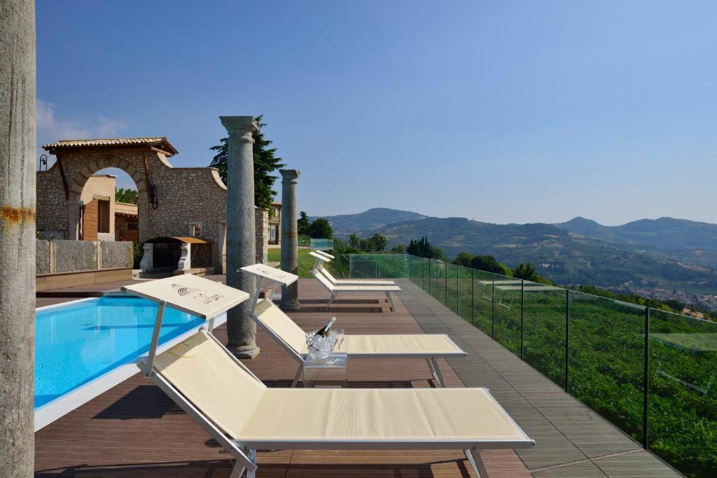 Tenuta Le Cave Farm stay *