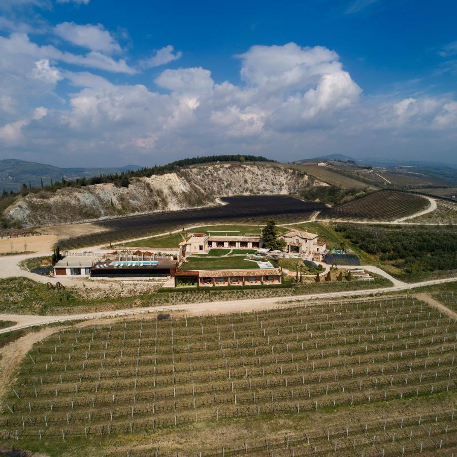 Tenuta Le Cave Farm stay
